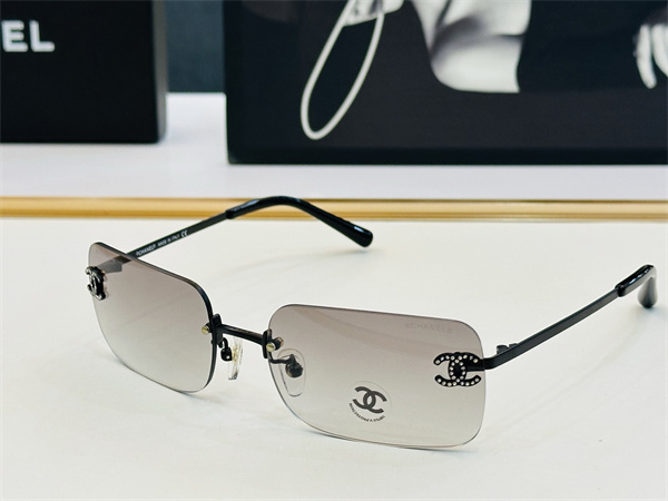 Chanel Sunglasses Color options 38900