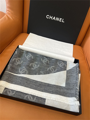 Chanel Wool/Cashmere/Silk Scarf/Shawl 38933