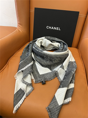 Chanel Wool/Cashmere/Silk Scarf/Shawl 38933