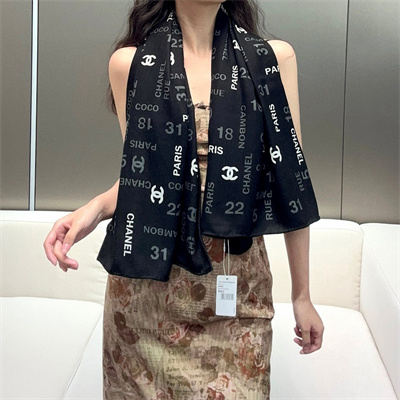 Chanel Cashmere/Silk Scarf/Shawl 38935