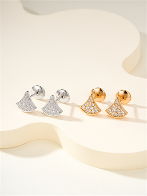 Diva’s Dream Earrings 38976