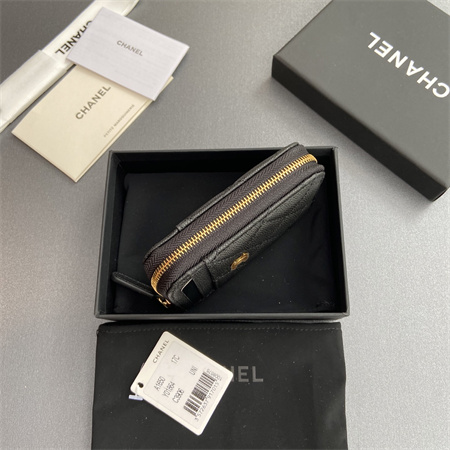 Chanel Classic Card Holder Lambskin/Grained Calfskin AP1650