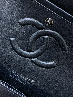 Chanel Medium Classic Flap Bag Lambskin Gun Metal Black 01112 TOP