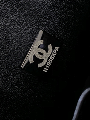 Chanel Medium Classic Flap Bag Lambskin Gun Metal Black 01112 TOP