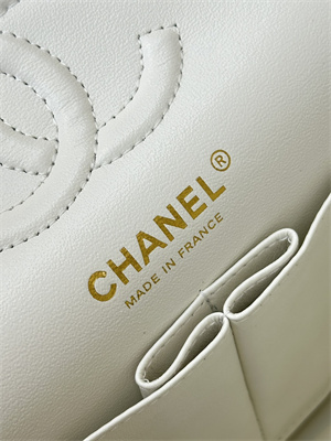 Chanel Small Classic Flap Bag Grained Calfskin Gold Tone Metal White 01117 TOP
