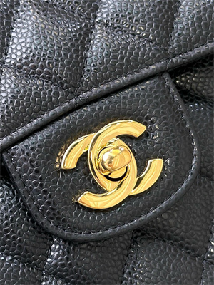 Chanel Medium Classic Flap Bag Grained Calfskin Gold Tone Metal Black 01112 TOP