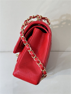 Chanel Medium Classic Flap Bag Grained Calfskin Gold Tone Metal Chinese Red 01112 TOP