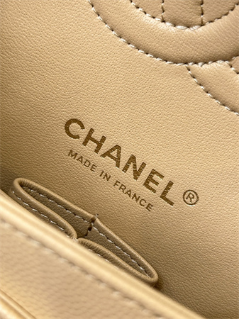 Chanel Medium Classic Flap Bag Grained Calfskin Gold Tone Metal Beige 01112 TOP