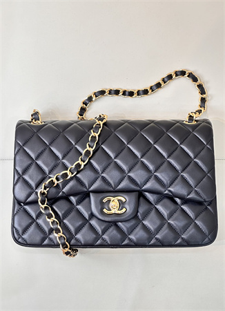 Chanel Large Classic Flap Bag Lambskin Gold Tone Metal Black 58600 TOP