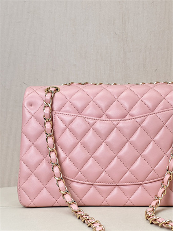 Chanel Medium Classic Flap Bag Lambskin Gold Tone Metal Sakura Pink 01112 TOP