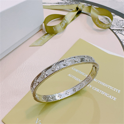 Van Cleef & Arpels Bracelet 39084