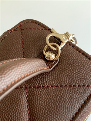 Chanel Long Vanity With Chain Grained Calfskin & Gold-Tone Metal Burgundy AP4933