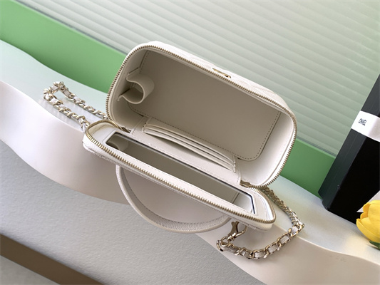 Chanel Long Vanity With Chain Grained Calfskin & Gold-Tone Metal White AP4933