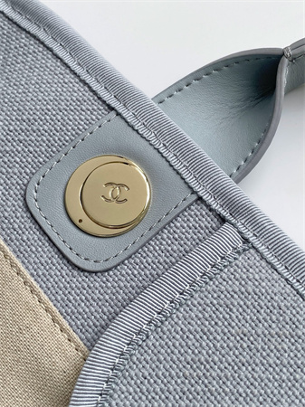 Chanel Deauville Large Shopping Bag Mixed Fibers Gold Tone Metal lt Grey A66941