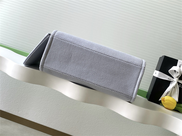 Chanel Deauville Small Shopping Bag Mixed Fibers Gold Tone Metal Lt Grey AS3257