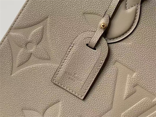 L.V ONTHEGO MM Monogram Empreinte Leather Turtledove M45607