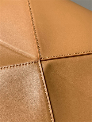 Loewe Medium Puzzle Fold Tote In Shinny Calfskin