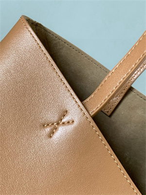 Loewe Medium Puzzle Fold Tote In Shinny Calfskin