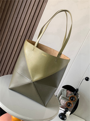 Loewe Medium Puzzle Fold Tote In Shinny Calfskin