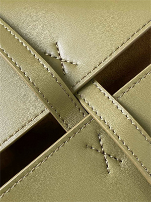 Loewe Medium Puzzle Fold Tote In Shinny Calfskin