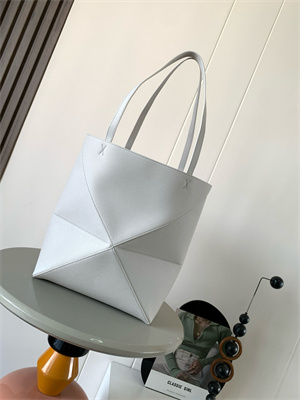 Loewe Medium Puzzle Fold Tote In Grained Calfskin