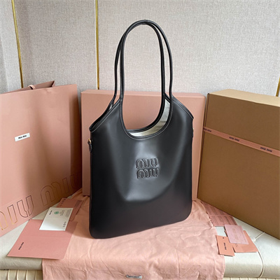MiuMiu Ivy Leather Bag Black Color