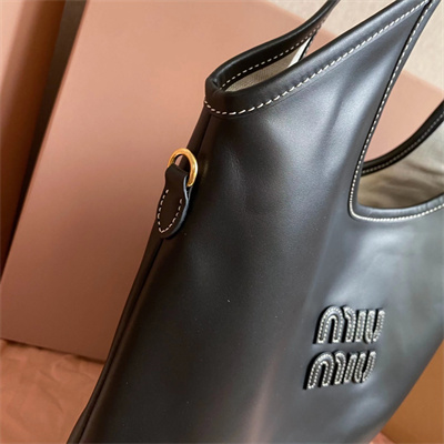 MiuMiu Ivy Leather Bag Black Color