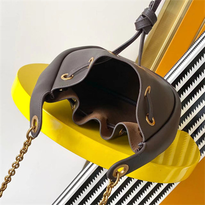 Y.S.L Bucket Bag In Fondant Calfskin